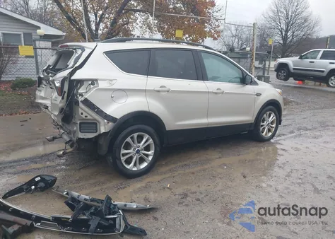 2018 Ford Escape Se z USA, uszkodzony, nr VIN 1FMCU9GD7JUC01186